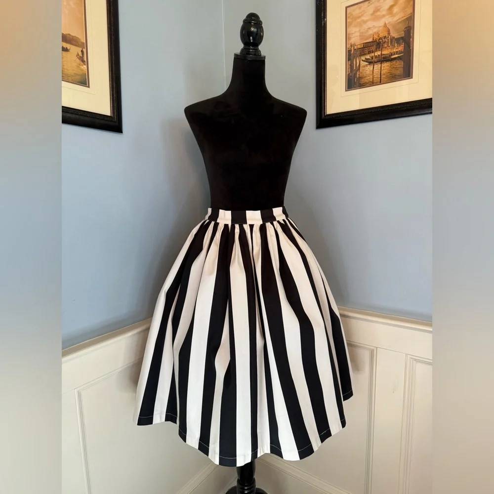 Vixen by Micheline Pitt Ghost Swing Skirt in Black and White Stripes Sz M - Picture 1 of 7
